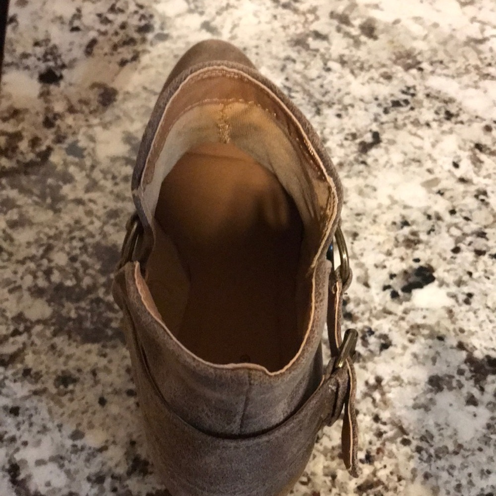 Booties - Picture 5 of 5
